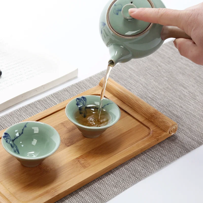 Japanese Pottery - 1 stuk handgeschilderde open gesneden ijsgebarsten